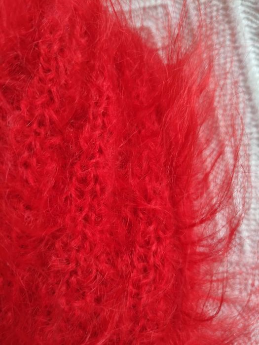 Czapka ręczna robota moher czerwona