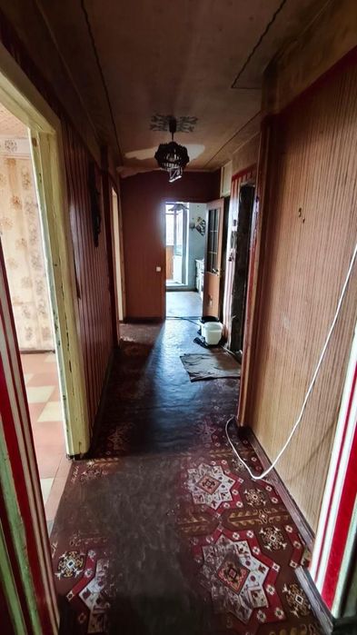 Продам 3х кімнатну квартиру. Ж/М Червоний камінь. Коробова 24.