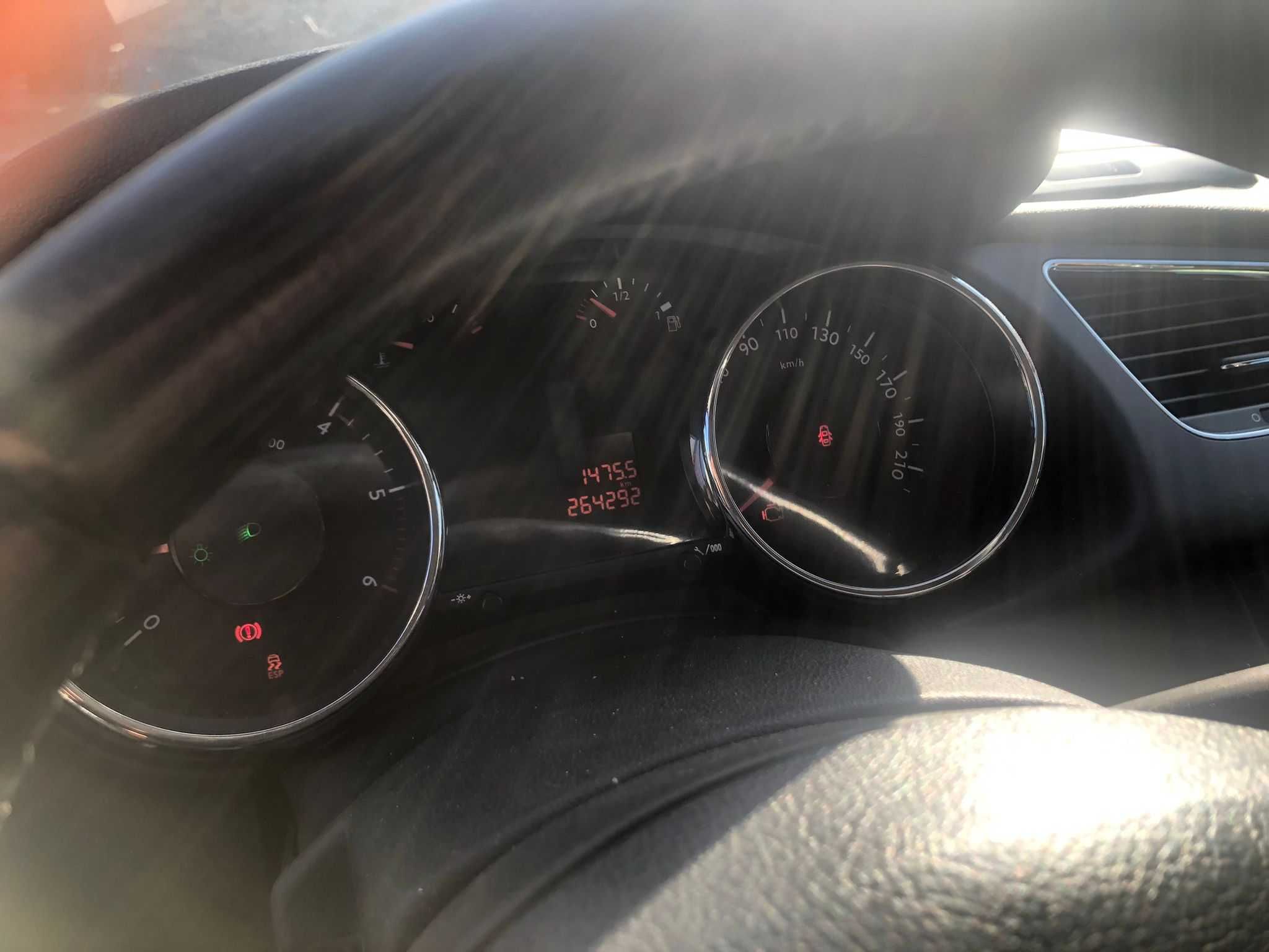 Vende-se Peugeot 3008