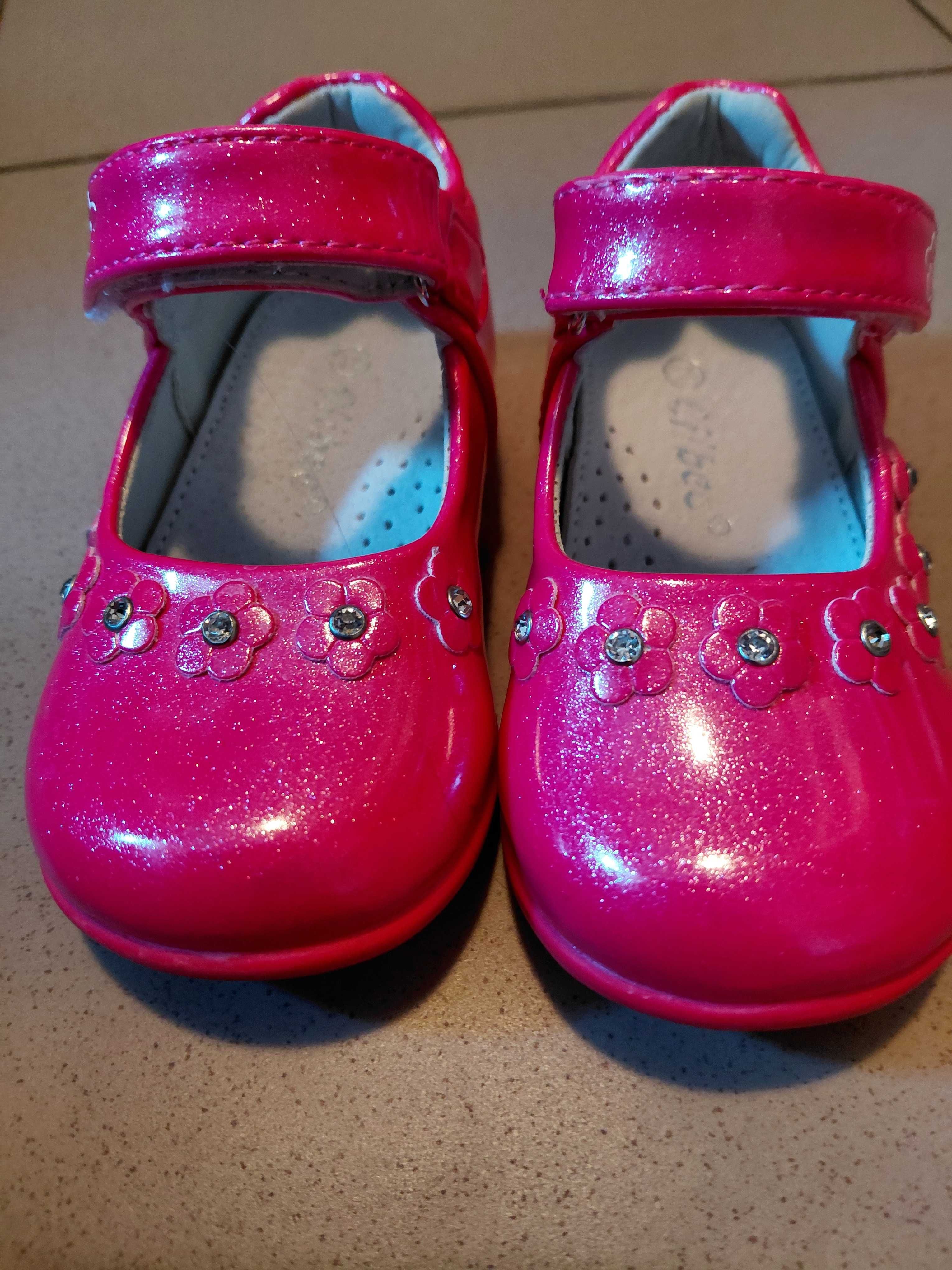 Buty dla dziewczynki