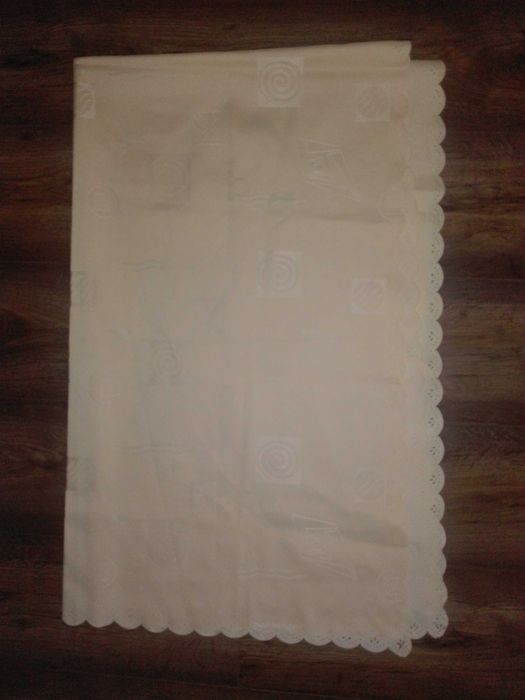 Obrus jasny żółty 95x150 cm