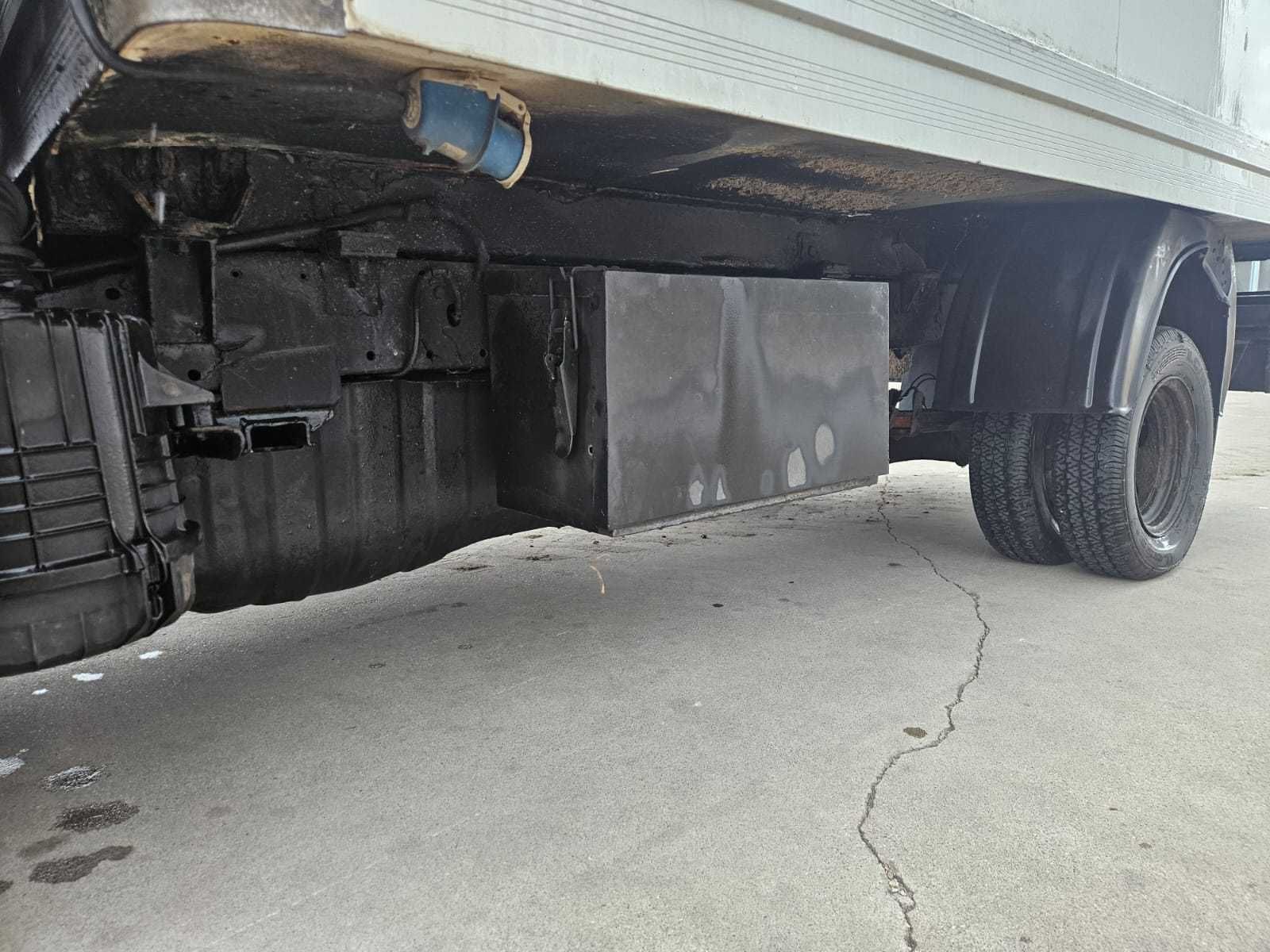 Bus chłodnia izoterma dostawczak Kia 2700 II z agregatem thermo king