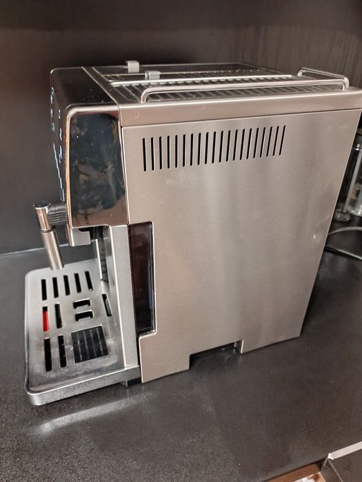 Ekspres DeLONGHI primadonna exclusive