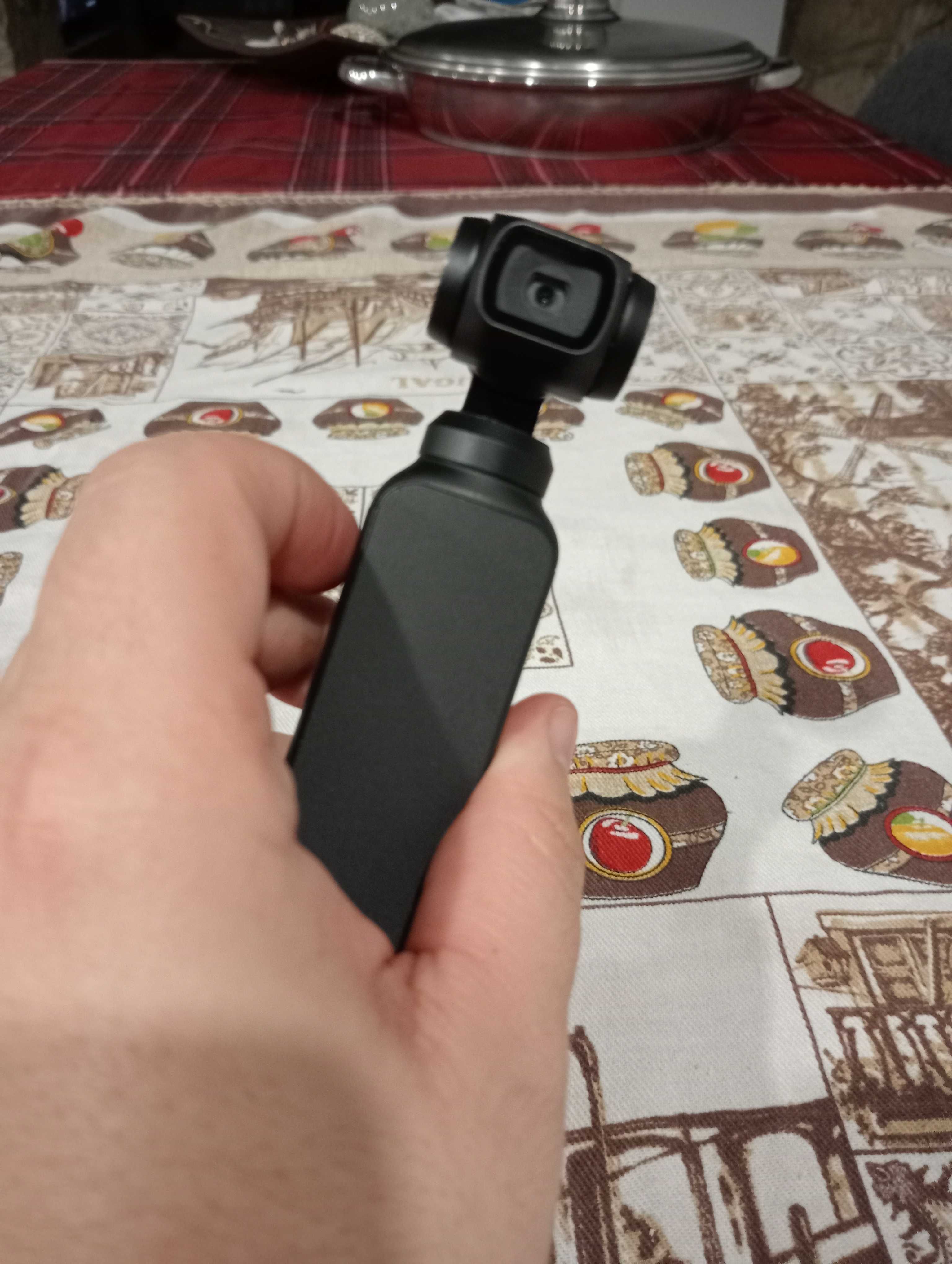 Câmera DJi OSMO POCKET 4K com estabilizador