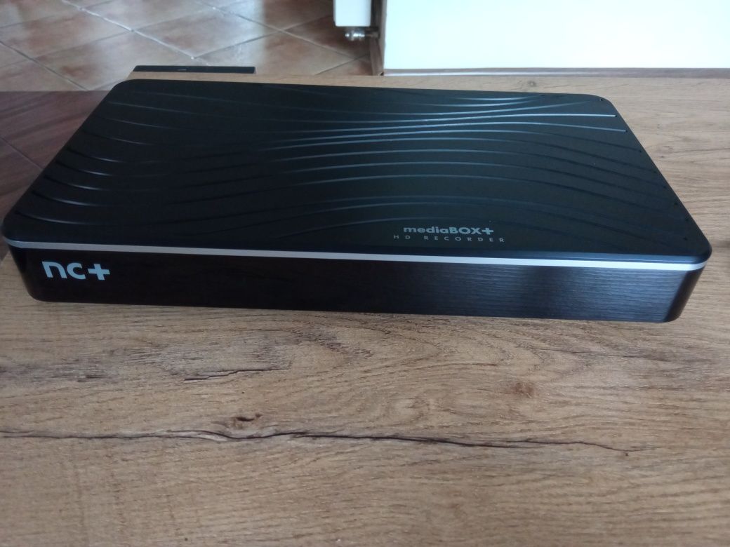 Dekoder NC+, Media box+, dysk 500GB, model ITI-3740SX