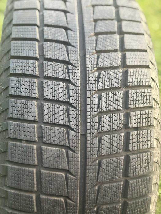 Opony Goodride 235/50 R17- zimowe