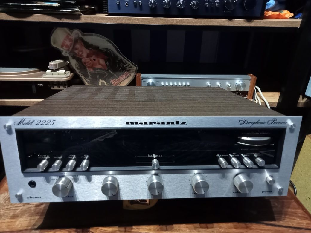 Amplituner vintage Marantz 2225