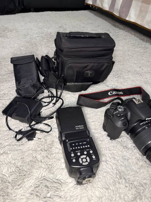 Фотоапарат CANON EOS 200D 18-55 Black