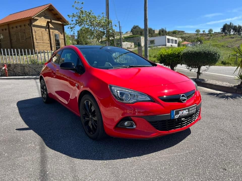 Opel Astra GTC 1.6CDTI Sport Nacional