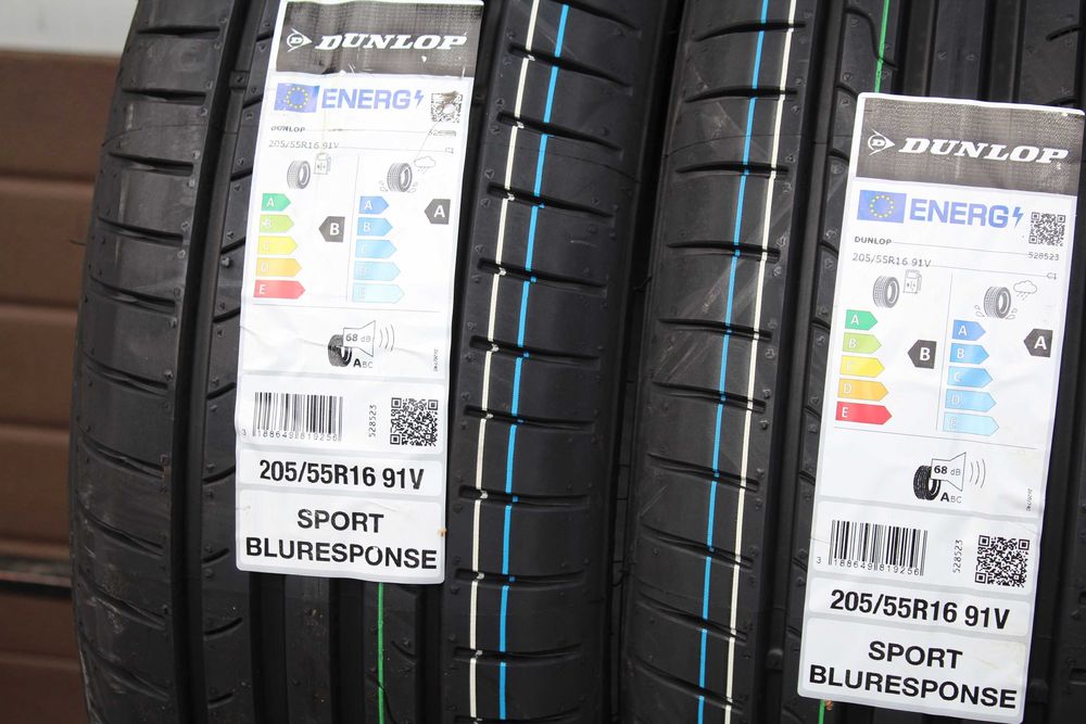 205 55 R16 Dunlop Sport Bluresponse
