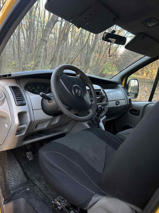 Продам Opel Vivaro
