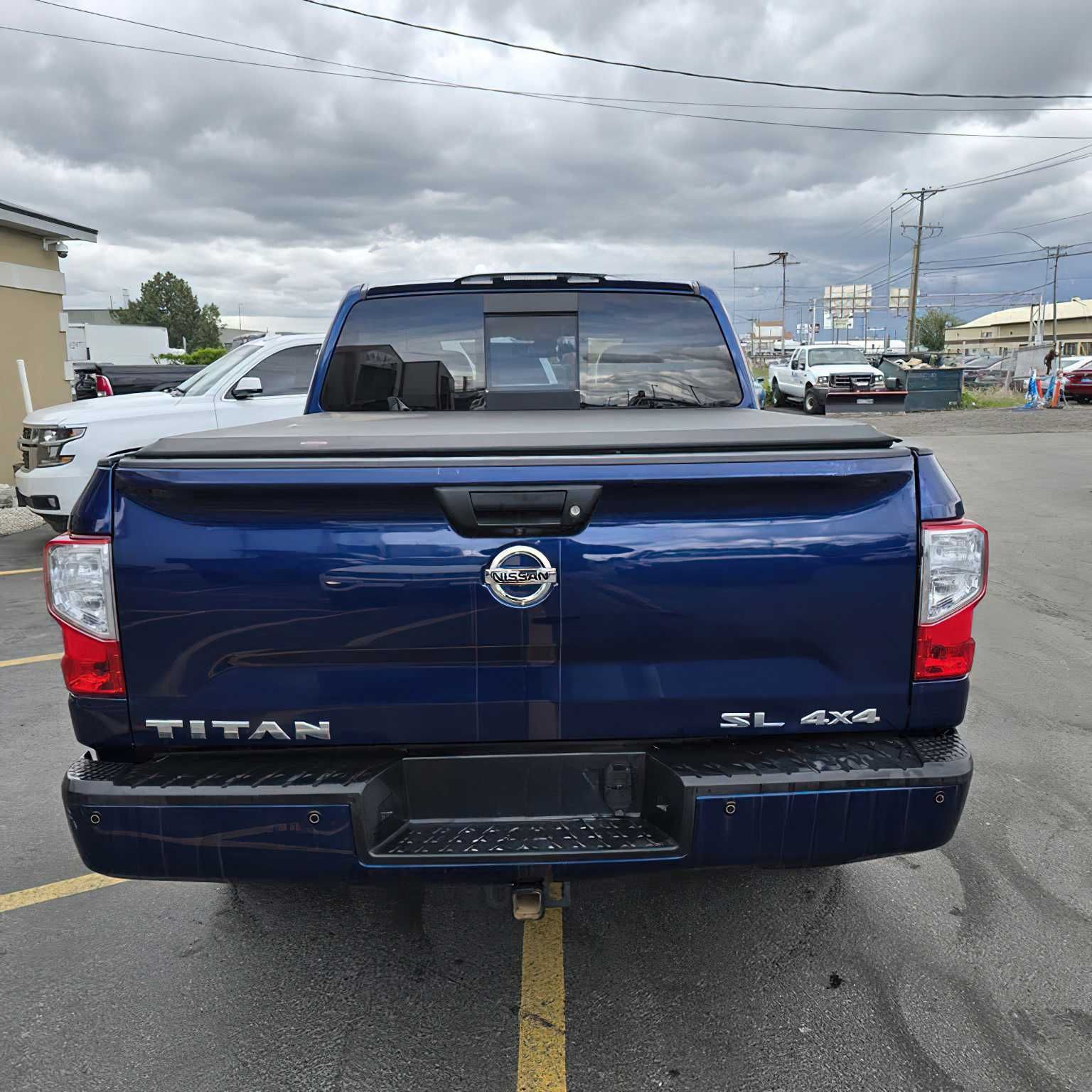 Nissan Titan SV 2017