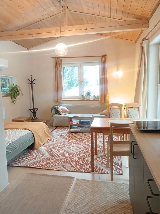 Mały domek na urlop pod lasem Nocleg