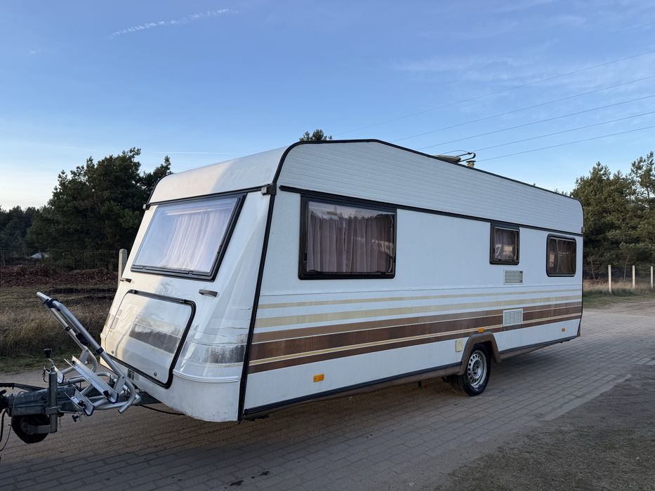 Knaus Azur 540 DMC 1200 kg.
