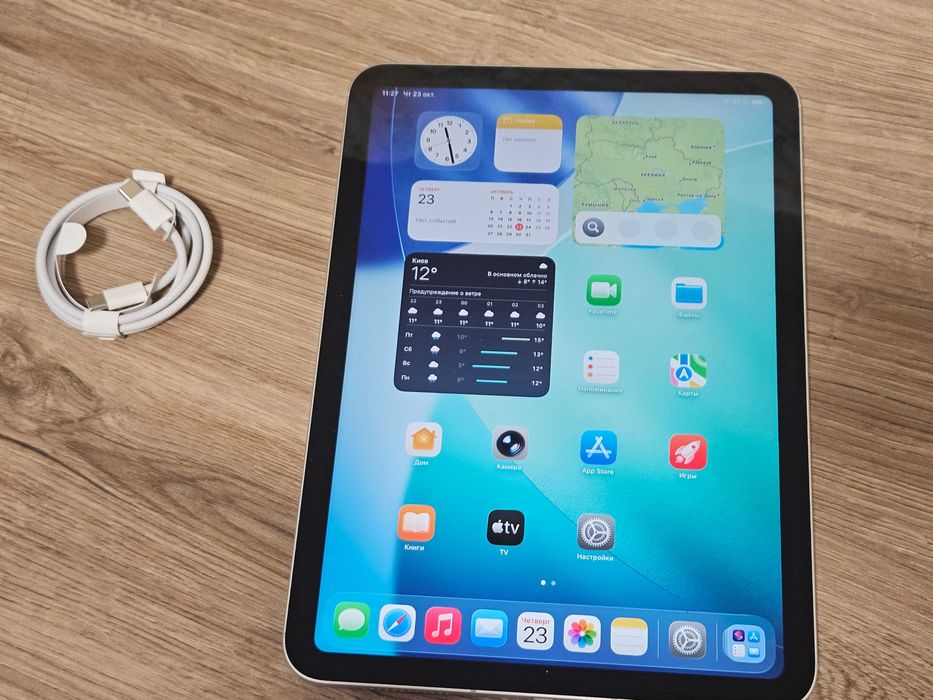 Apple iPad 10Gen Blue , 256GB ,Bypass. iOs 26