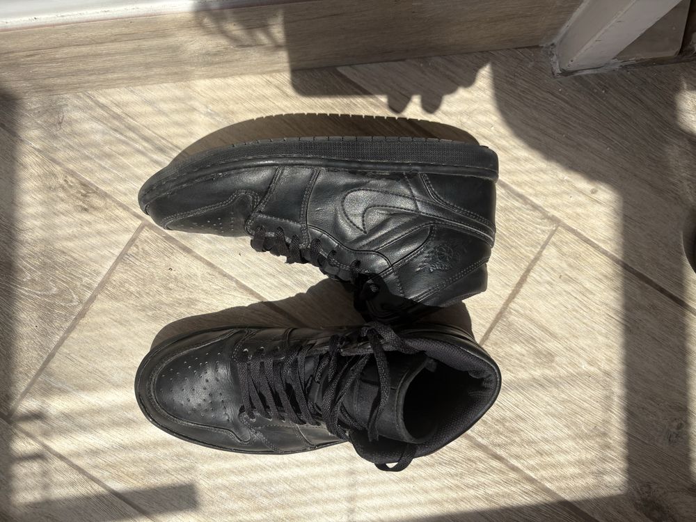 jordan one 1 all black