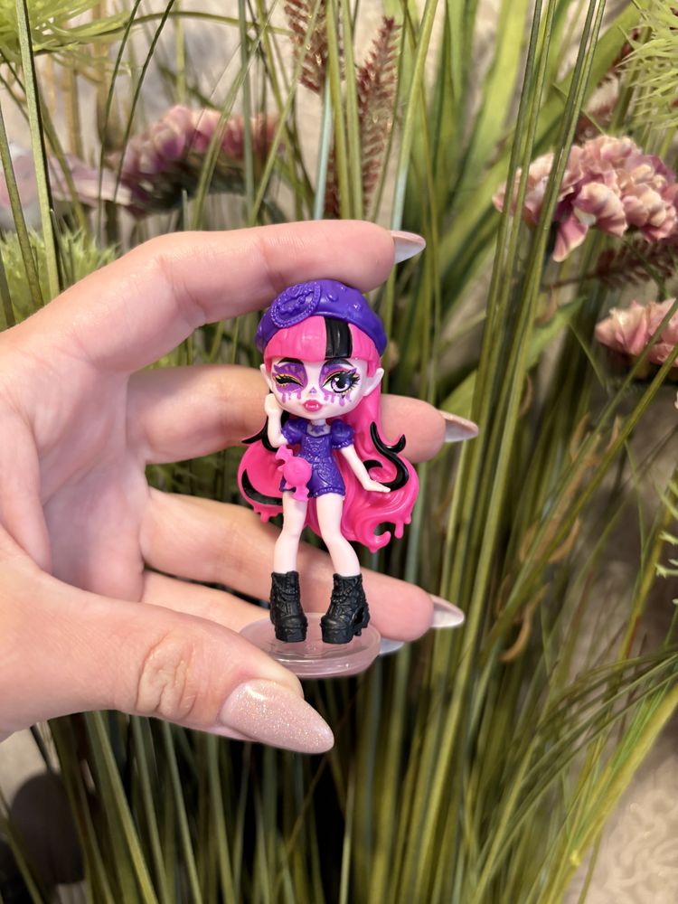 Monster high фігурки