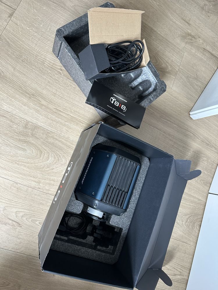 Baza Thrustmaster t818 + płyta montażowa