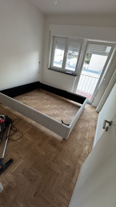Sommier / cama com arrumação 160x200