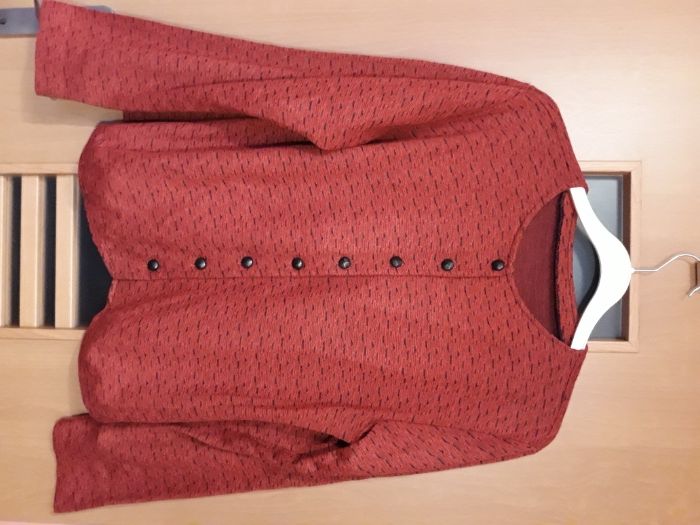 Żakiet czerwony, melanż, czarne guziki, rozmiar XL