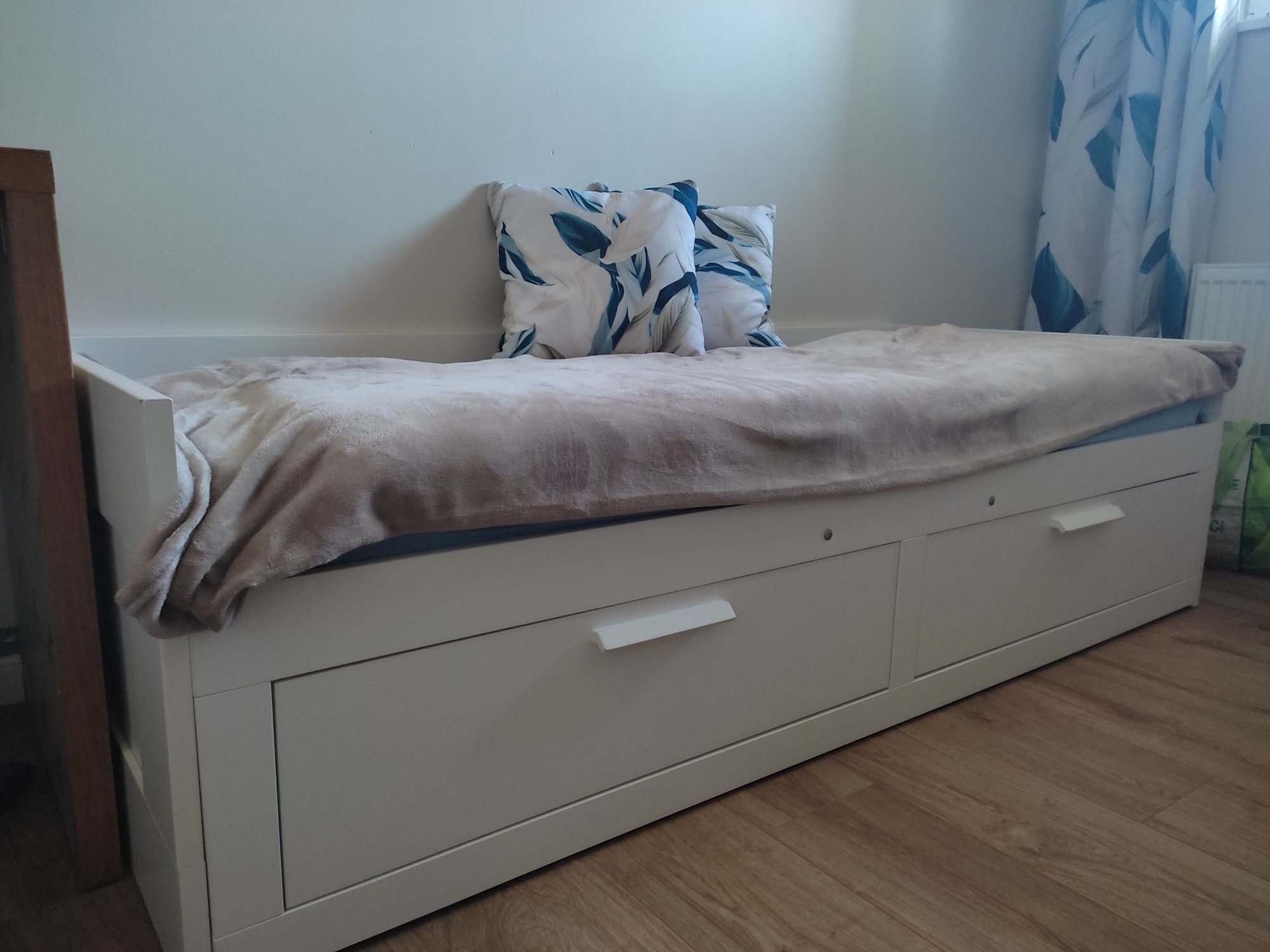 Łóżko Ikea brimnes