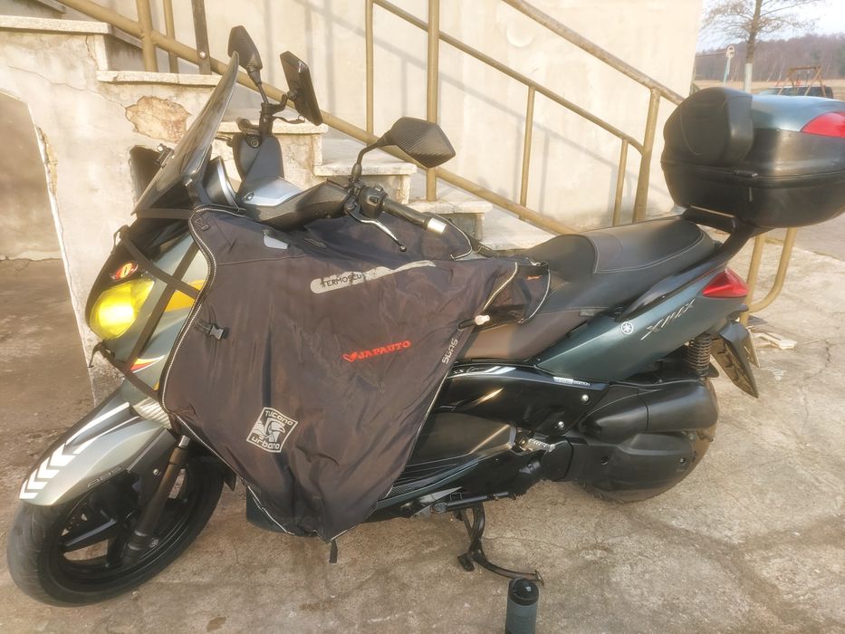 Yamaha x-max 125