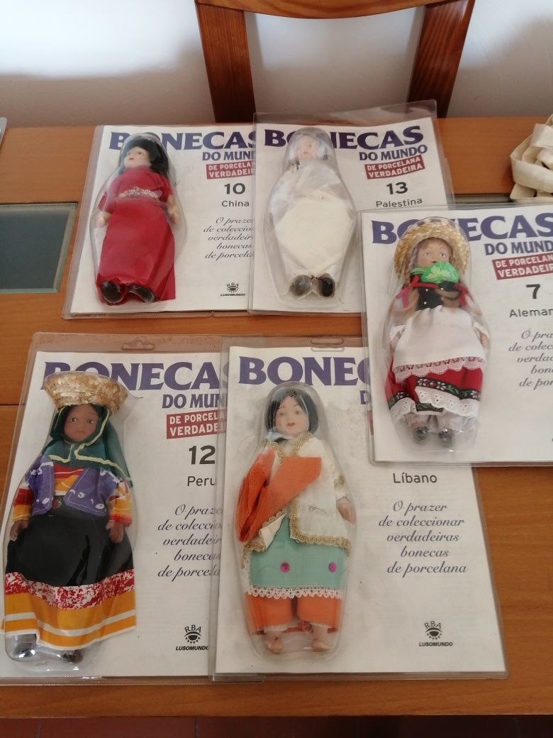 Bonecas de todo o mundo