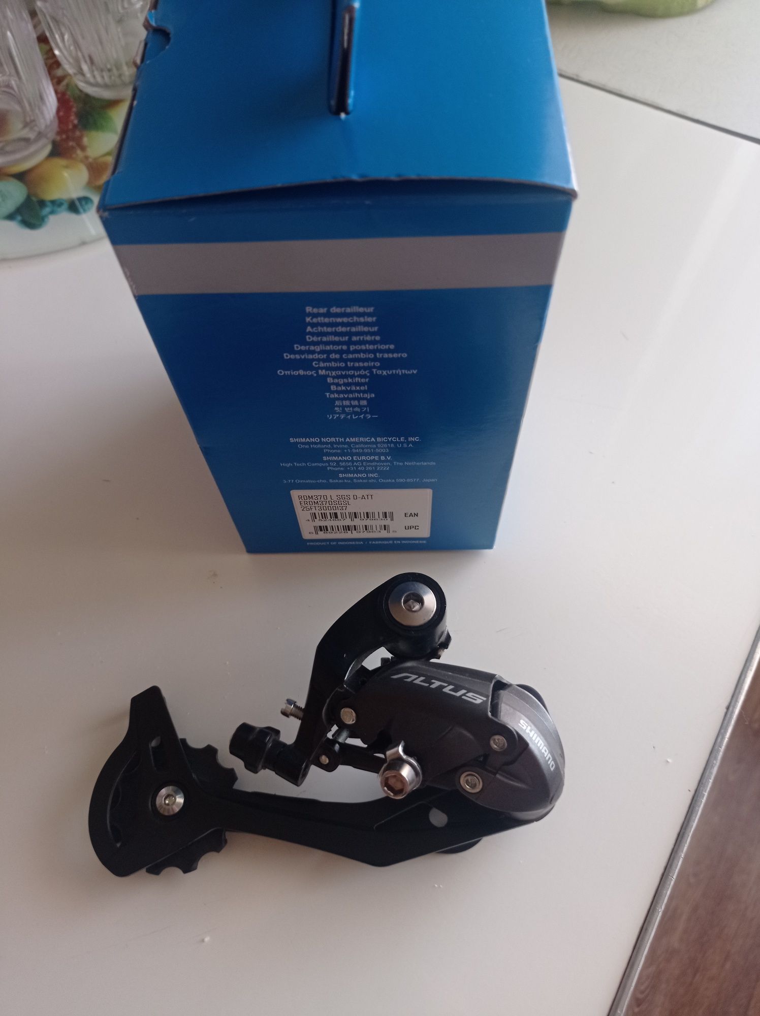 Задний переключатель скоростей Shimano Altus