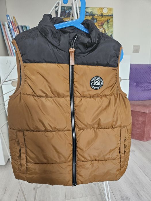 Безрукавка, жилет утеплений для хлопчика