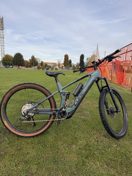 Велосипед ebike cube 750