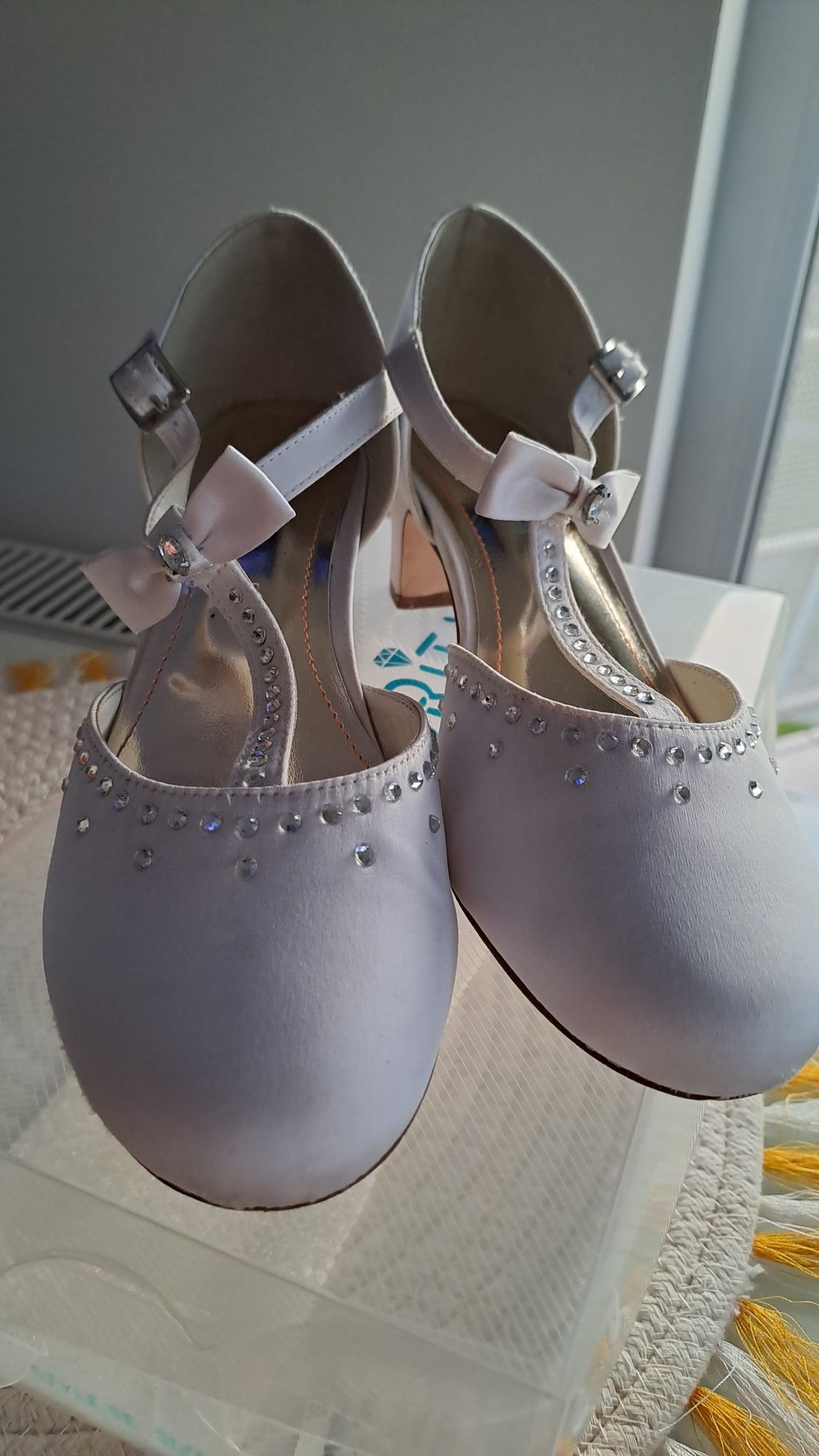 Buty pantofelki do komunii