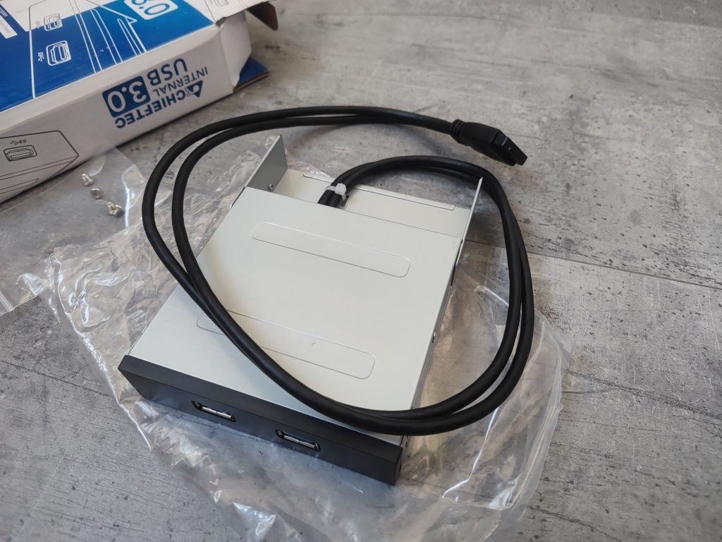 Додаткове USB 3.0 Адаптер Chieftec USB 3.0 (MUB-3002)