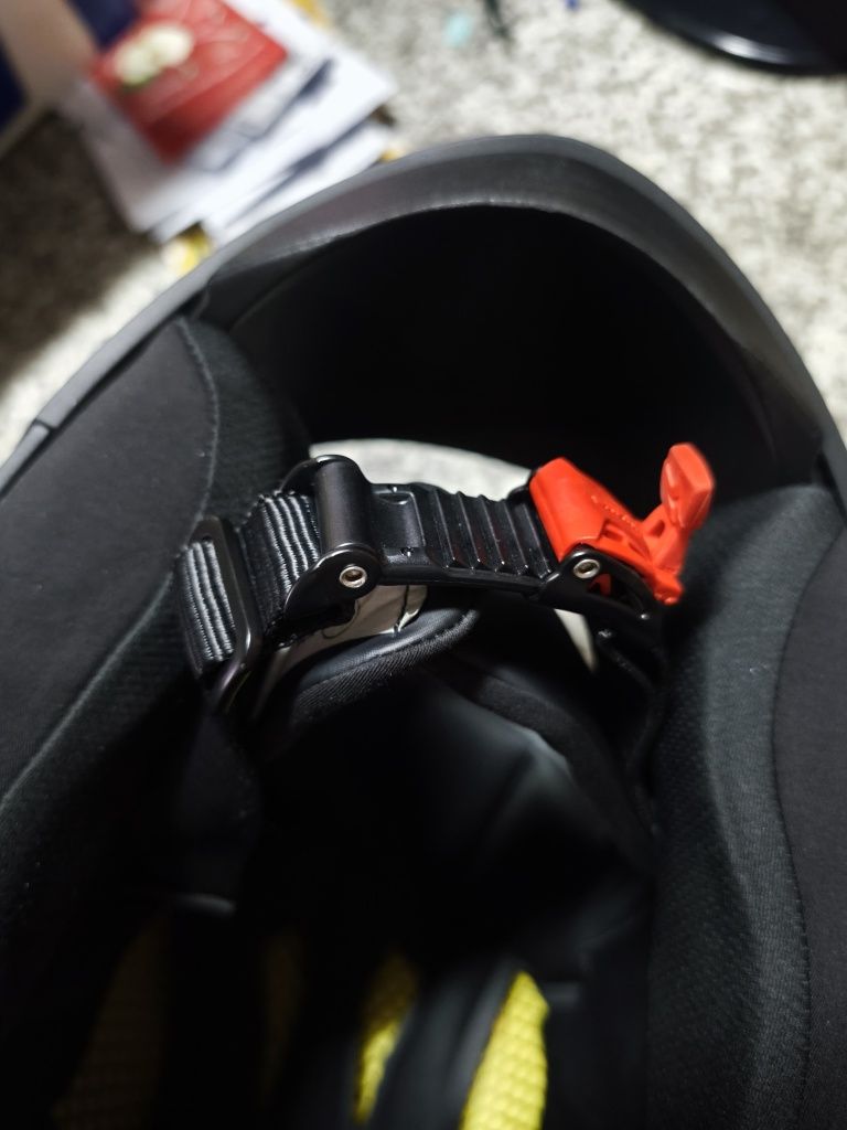 Capacete Shark para despachar como novo