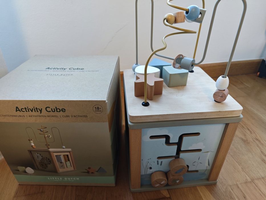 Cubo de actividades - Little Goose (Little Dutch)