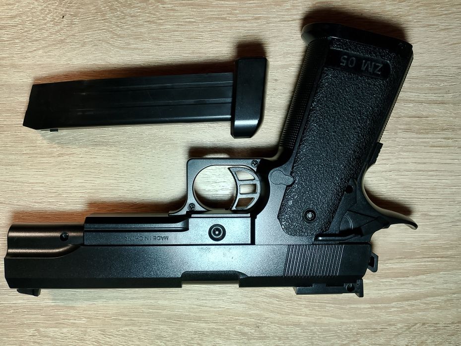 Дитячий пістолет zm 05