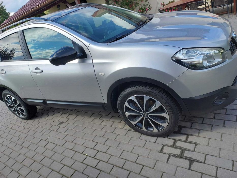 NISSAN QASHQAI 1.6D 97tys Przebieg! Bogata wersja!Panorama, Kamera 360