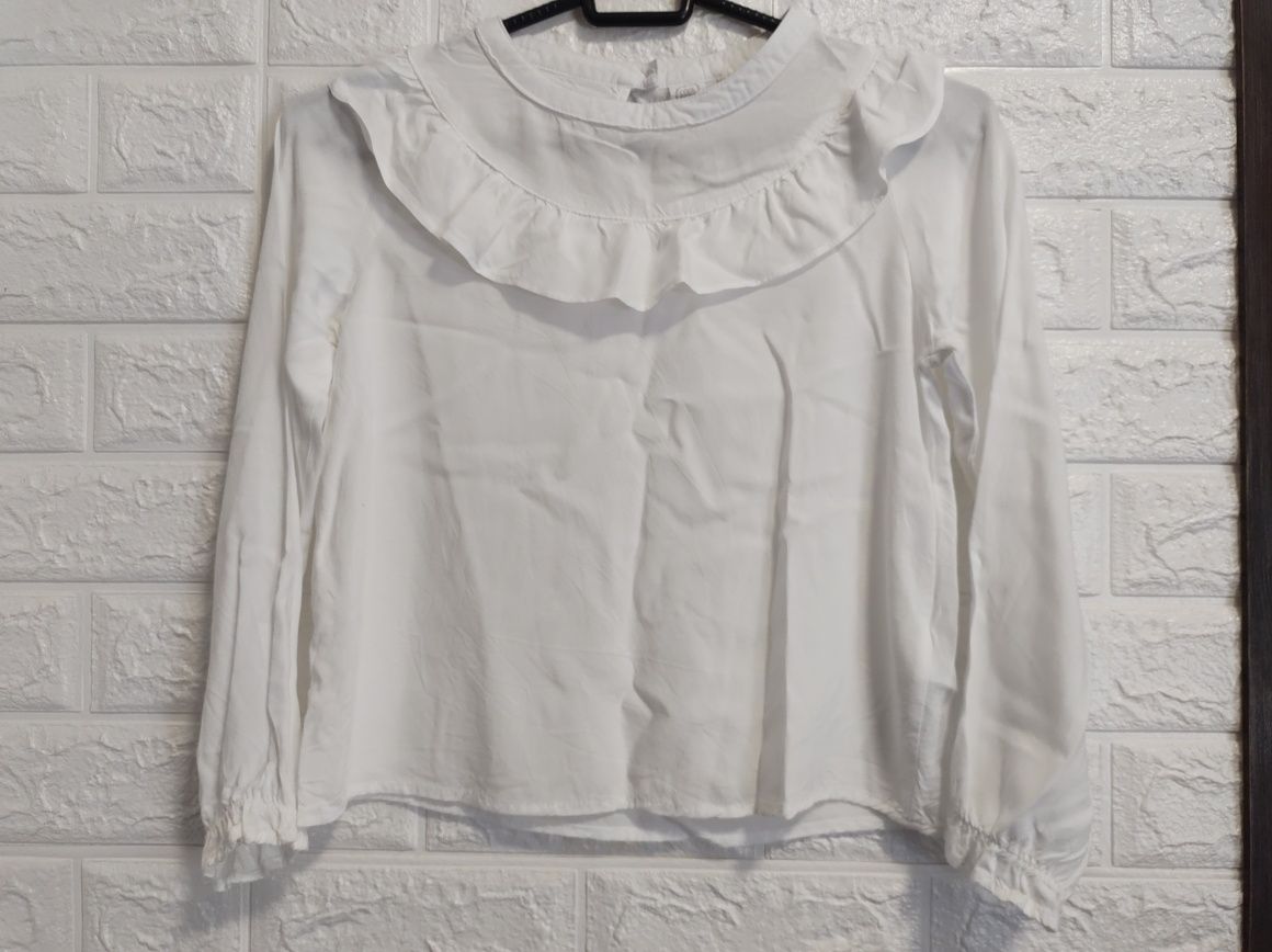 Urocza elegancka biała bluzeczka Cool Club 134