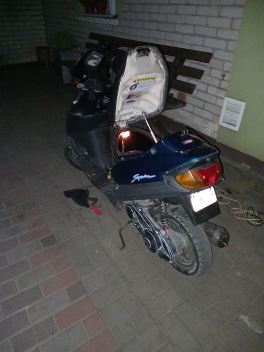 Скутер сузукі сепія ад 50