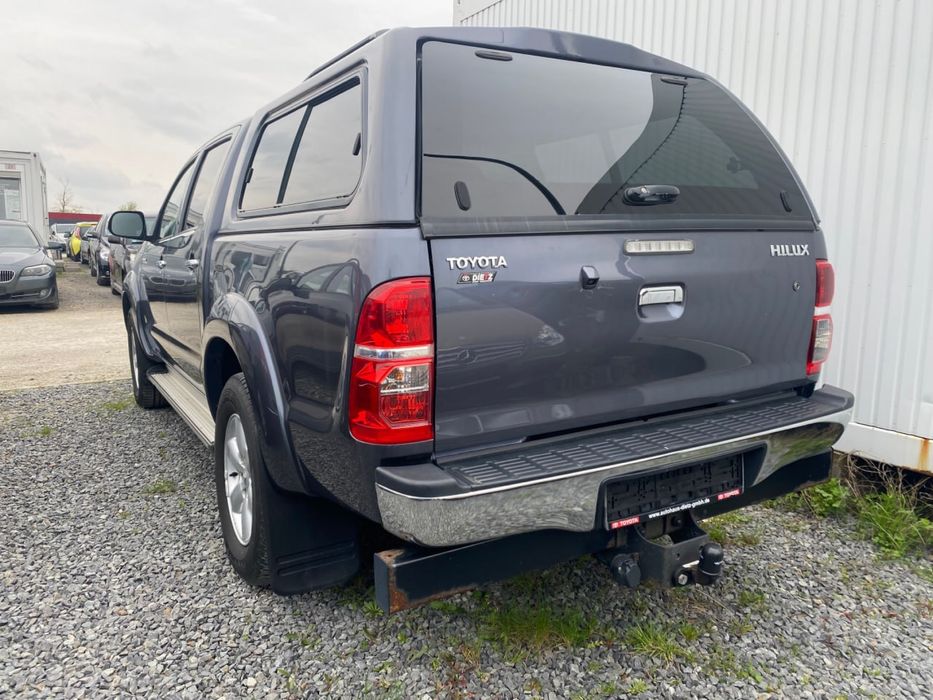 Toyota Hilux Double Cab Life 4x4