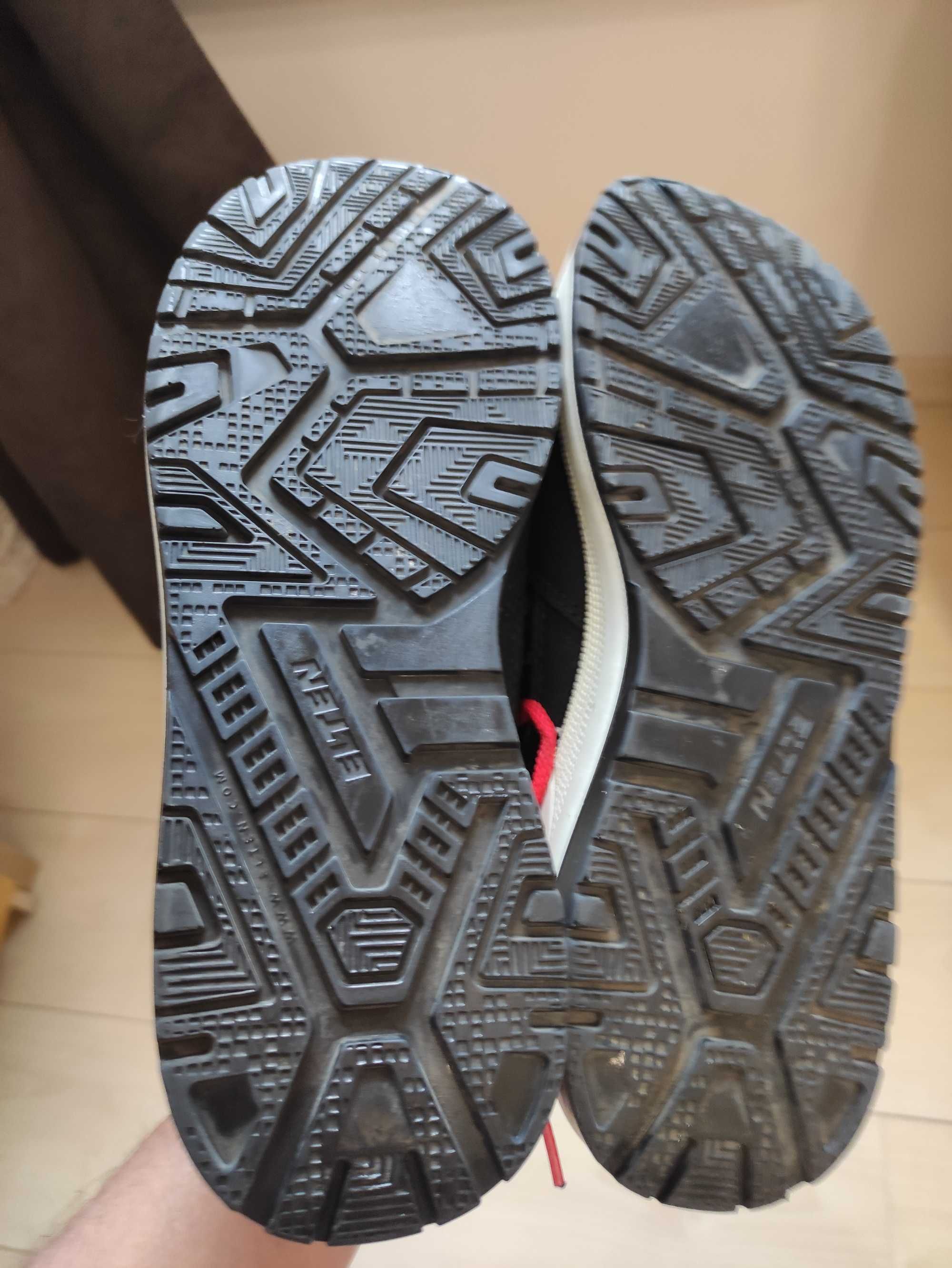 Męskie buty robocze Elten Lackers black low ESD S1P r. 41 27 cm bdb