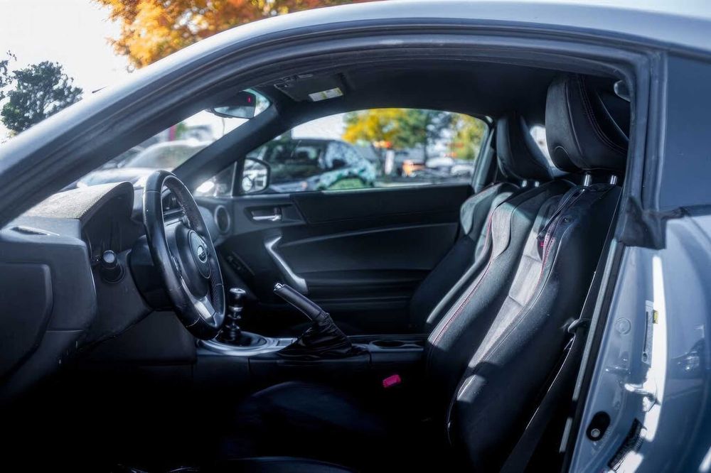 Subaru BRZ      2019