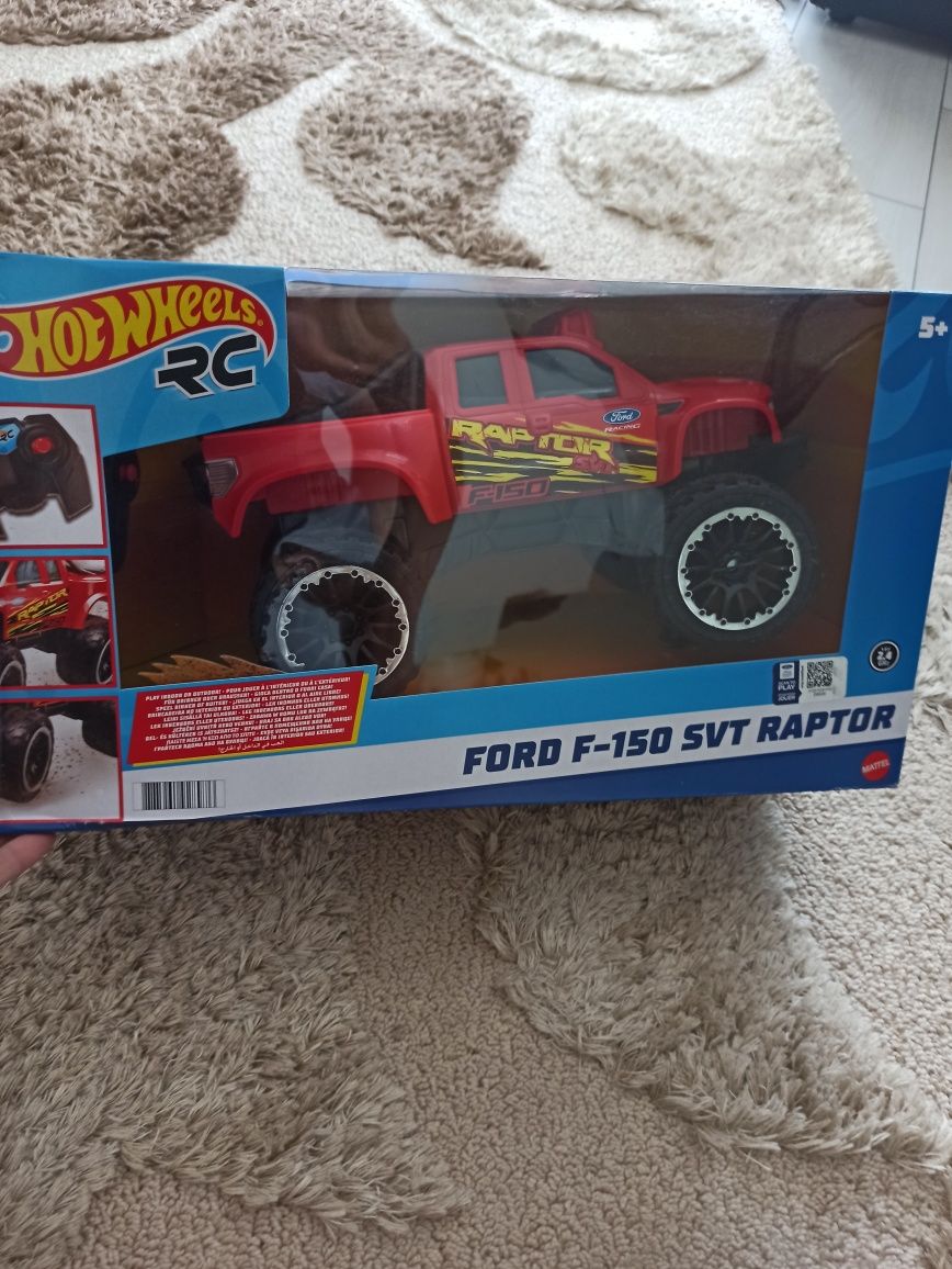 Машинка на радіокеруванні Hot Wheels RC Ford F 150