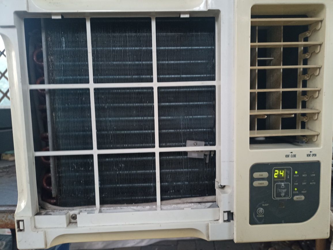 Кондиціонер віконий Midea 9