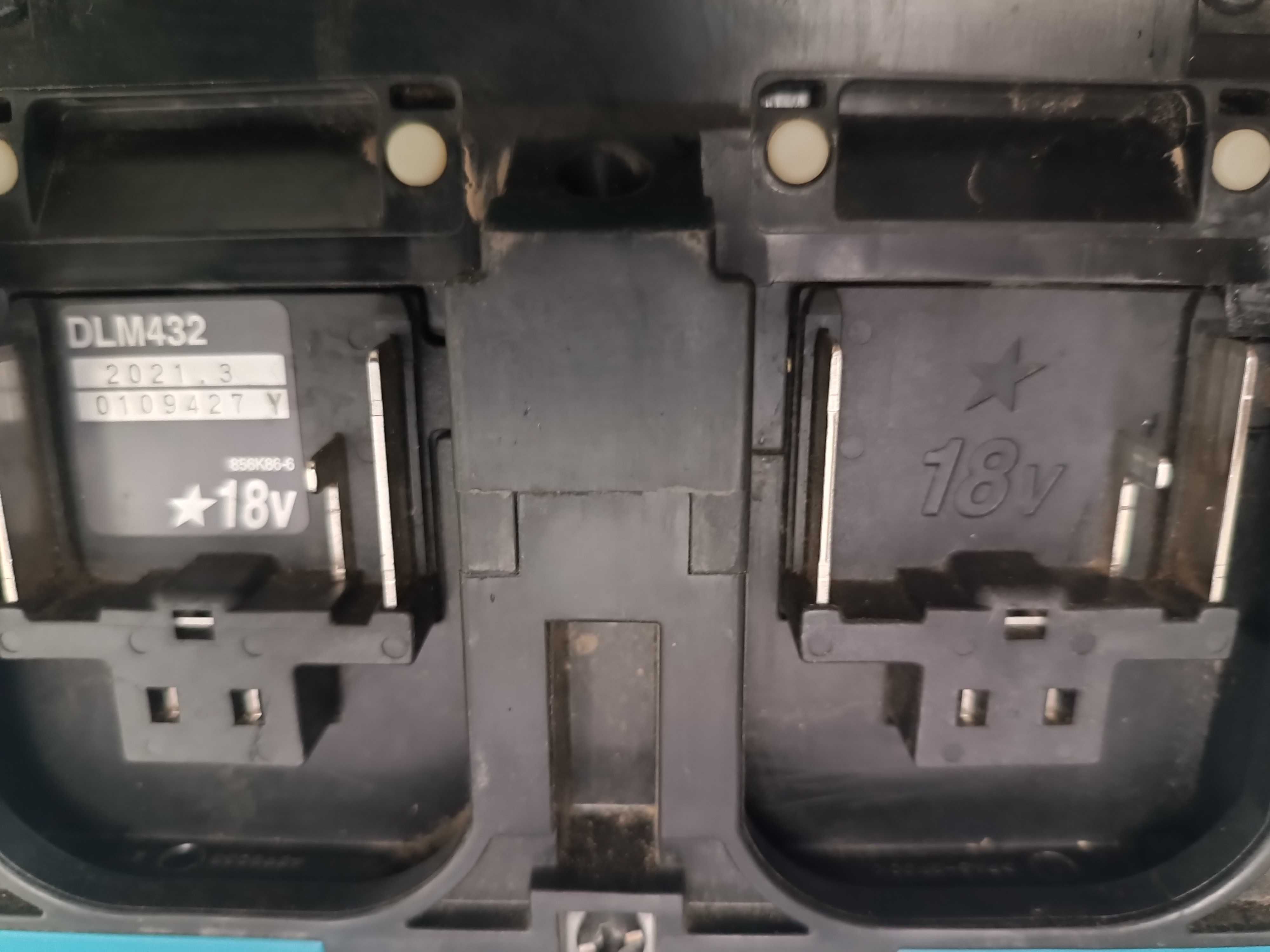 Makita DLM432PT2  акумуляторна газонокосарка АКБ + ЗП ширина 43 см