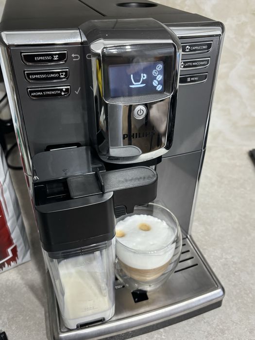 Кавомашина saeco (philips) incanto