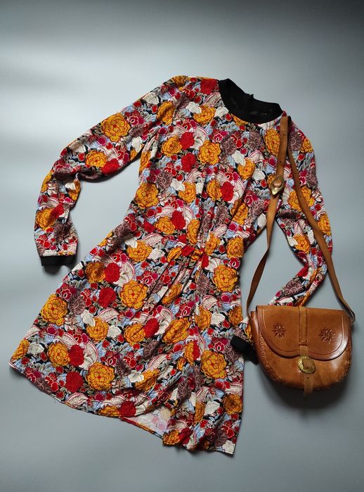 Krótka sukienka z długim rękawem Zara XS wiskoza nowa