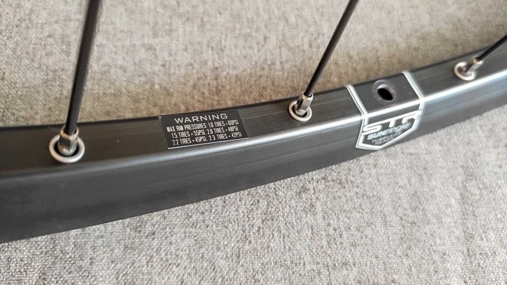 Колеса SunRingle Black Flag 29'' (15x110мм, 12x142мм)