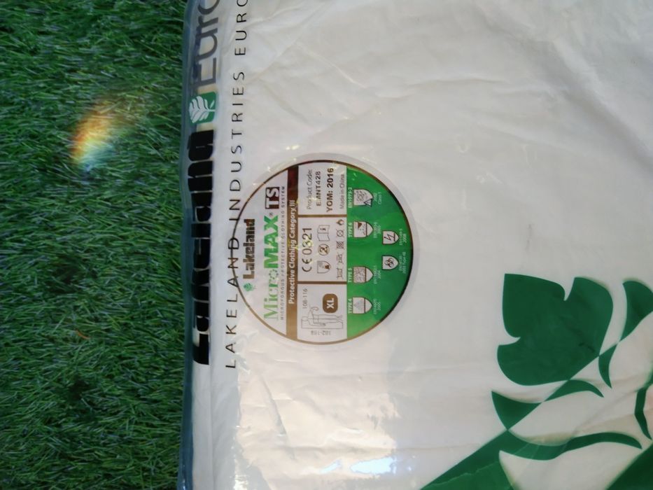 Kombinezon ochronny rozm xl 2sztuki nowe