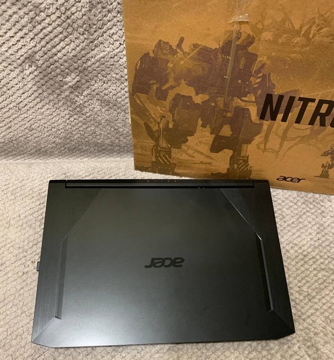 Ігровий ноутбук Acer Nitro 5 AN515-44 повний комплект