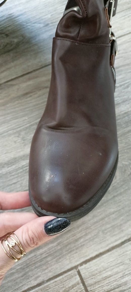 Czekoladowe kozaki muszkieterki r39